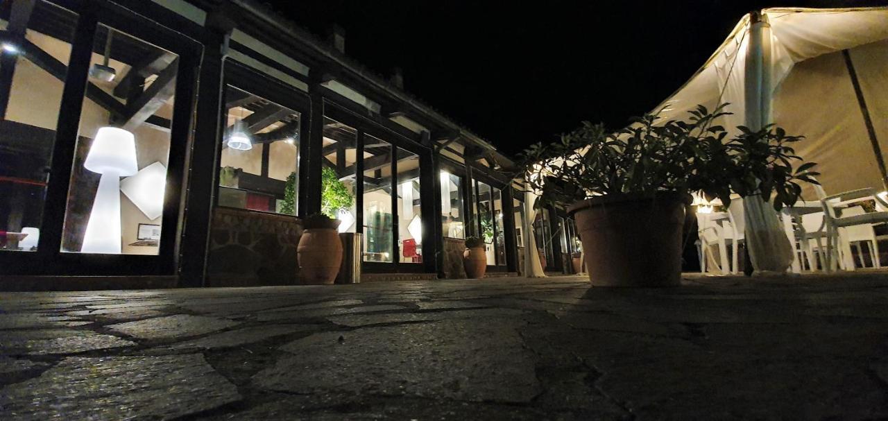 Sotto Il Cielo Hotel Pignola Exterior photo
